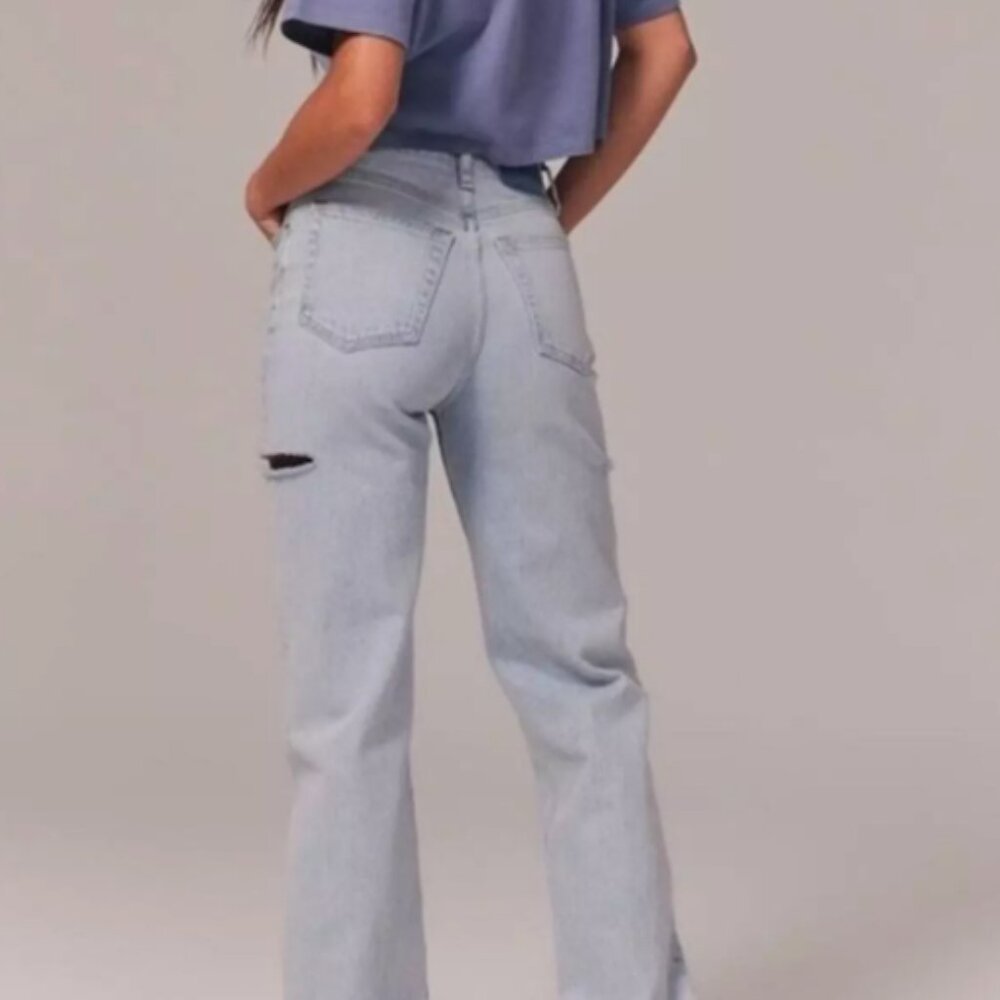 Abercrombie Women's Curve Love High Rise Dad Jeans Light Destroy Cutouts 26S